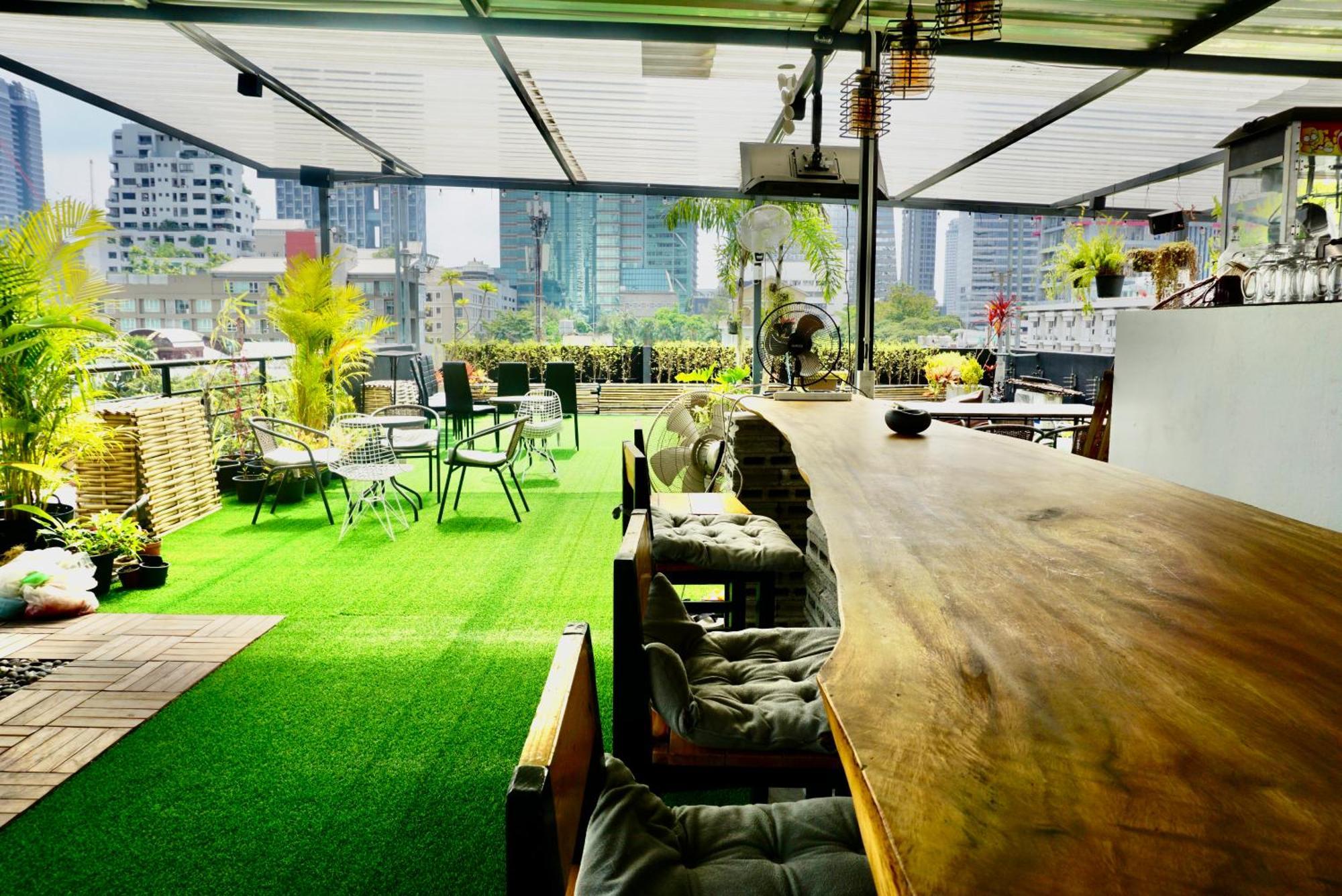 Silom Soi 3 Hash Apartment Hip And Funky With Rooftop View Bangkok Exterior foto